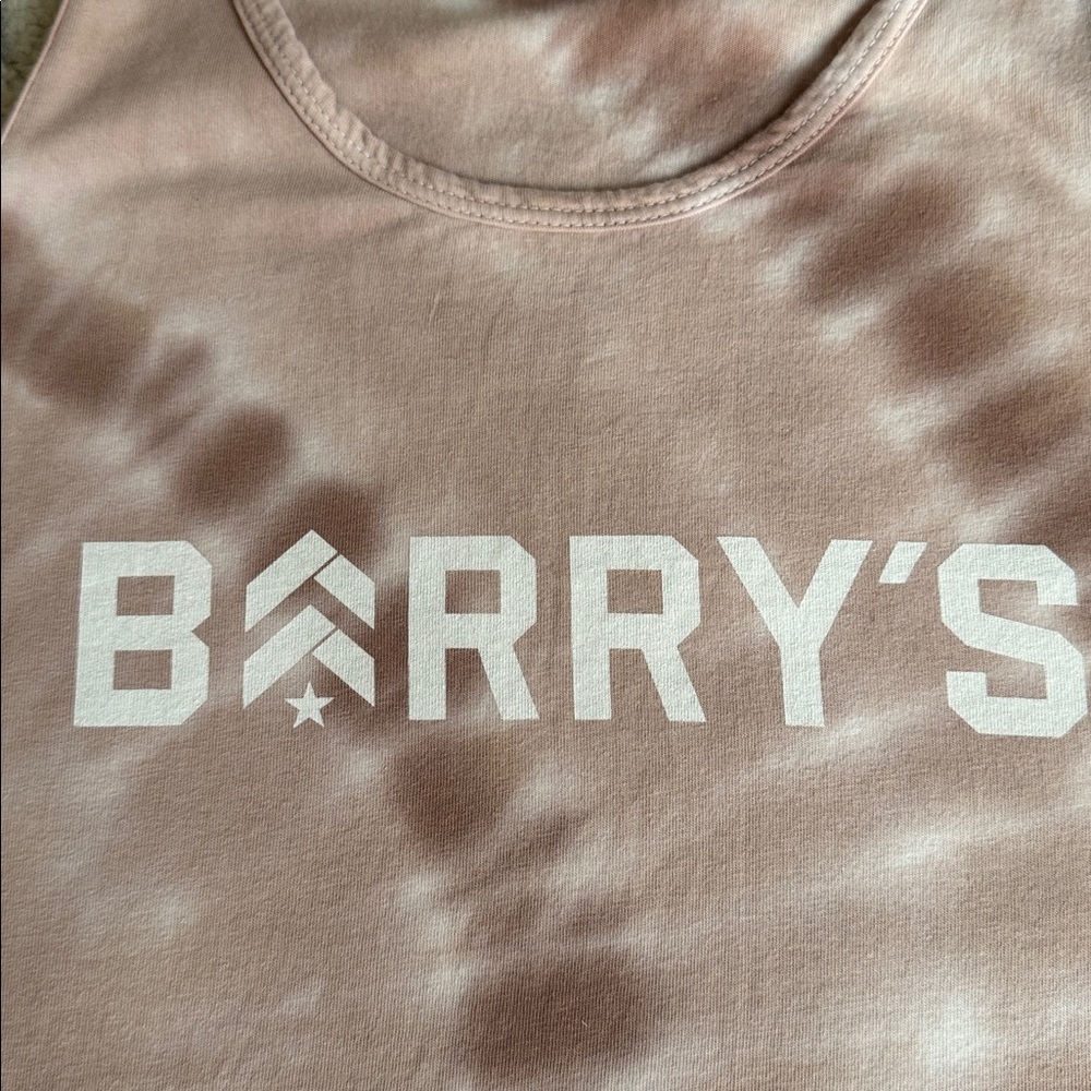 BARRY’S tank top